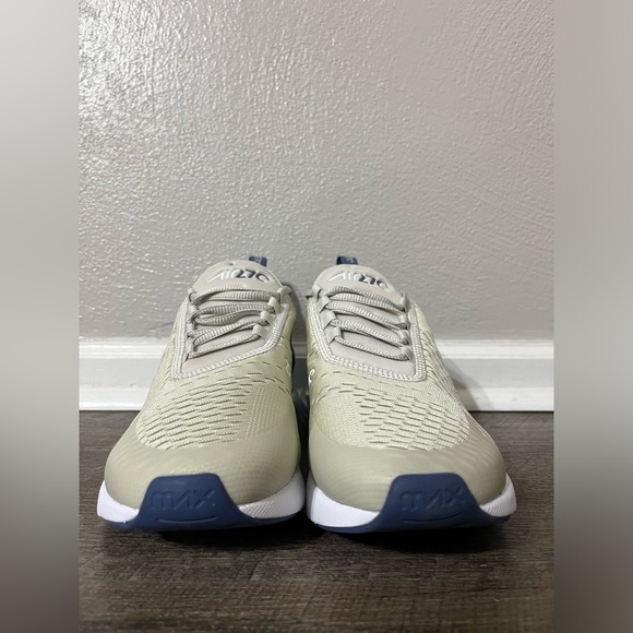‼️SOLD‼️ Nike Air Max 270 Light Bone Diffused Blue Women Shoe FQ8783-072 - Picture 2 of 11